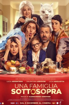 Una Famiglia Sottosopra (2024)